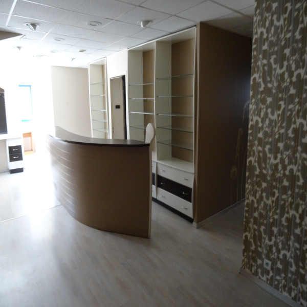 Vente Immobilier Professionnel Murs commerciaux Scionzier 74950